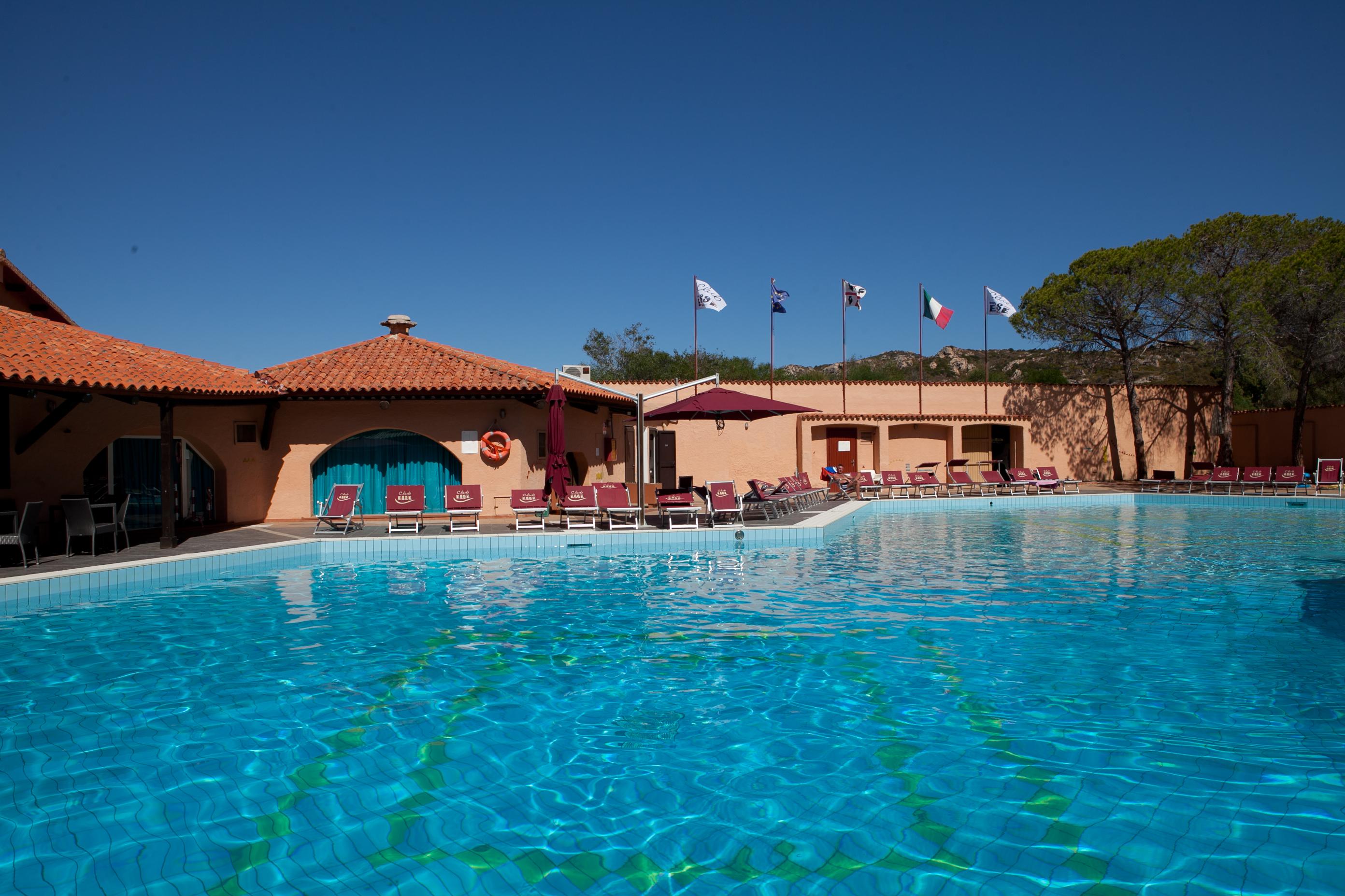 Club Esse Cala Bitta Hotell Baja Sardinia Eksteriør bilde
