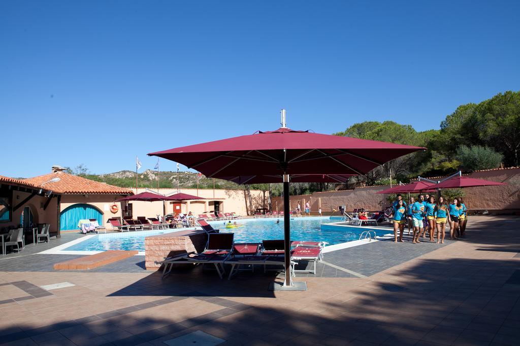 Club Esse Cala Bitta Hotell Baja Sardinia Eksteriør bilde