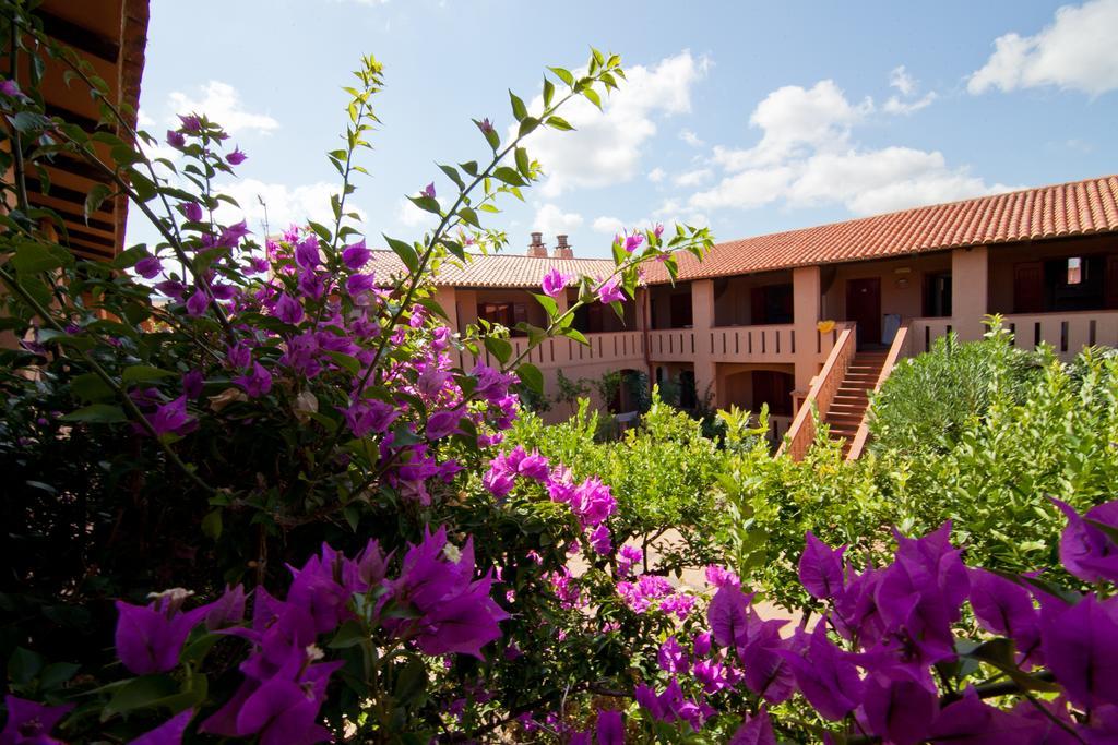 Club Esse Cala Bitta Hotell Baja Sardinia Eksteriør bilde