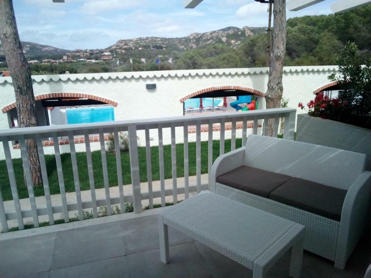 Club Esse Cala Bitta Hotell Baja Sardinia Eksteriør bilde