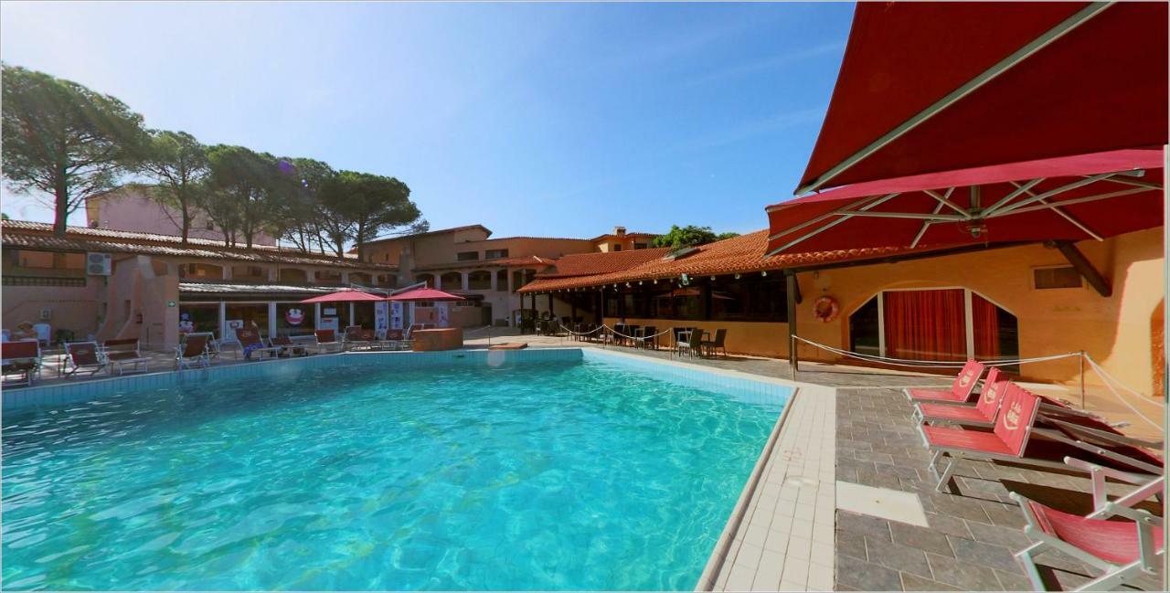 Club Esse Cala Bitta Hotell Baja Sardinia Eksteriør bilde